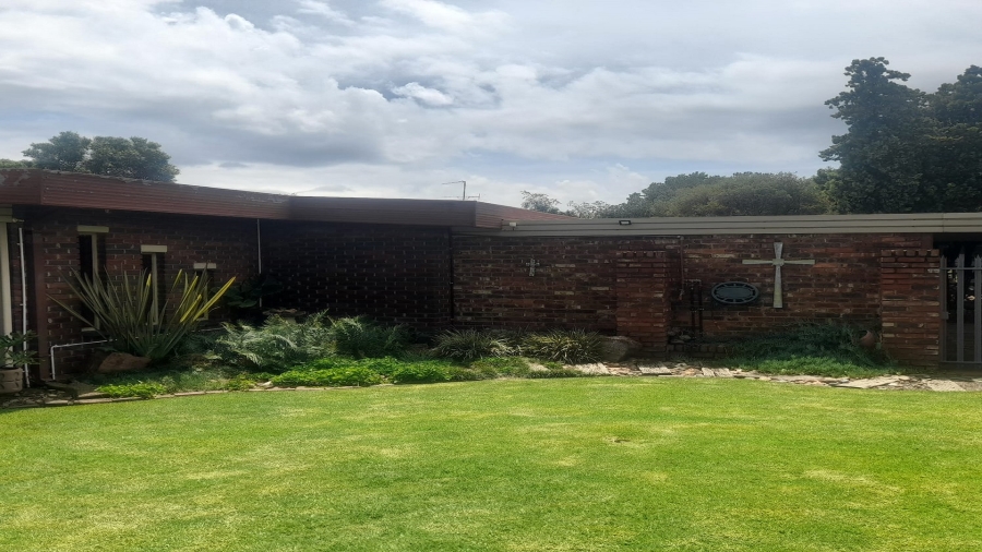 3 Bedroom Property for Sale in Vanderbijlpark SE 7 Gauteng