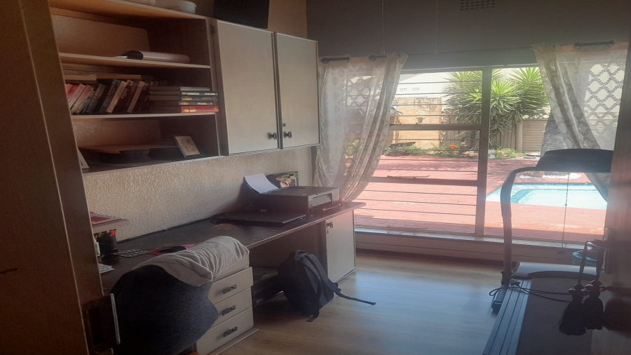 3 Bedroom Property for Sale in Vanderbijlpark SE 7 Gauteng