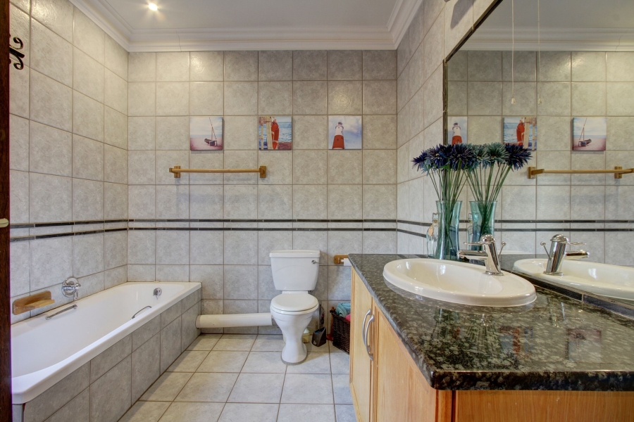 3 Bedroom Property for Sale in Olympus AH Gauteng