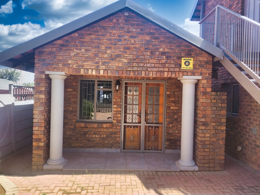 3 Bedroom Property for Sale in Garsfontein Gauteng