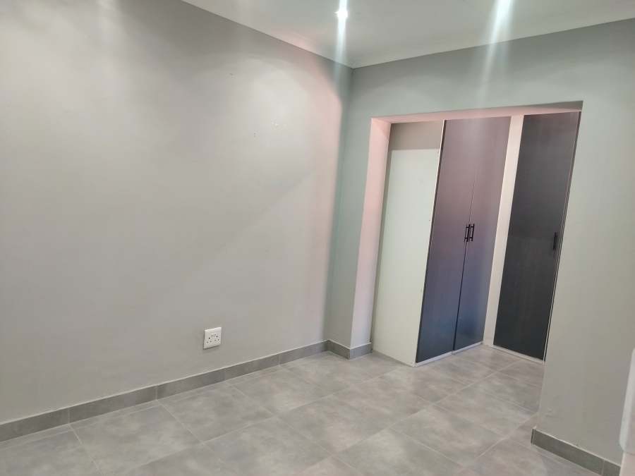 3 Bedroom Property for Sale in Garsfontein Gauteng