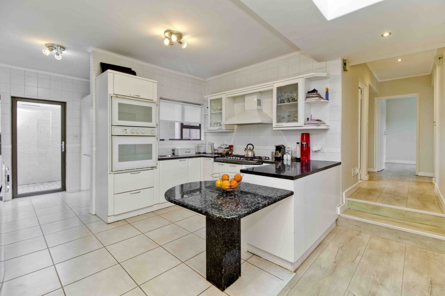To Let 3 Bedroom Property for Rent in Dainfern Golf Estate Gauteng