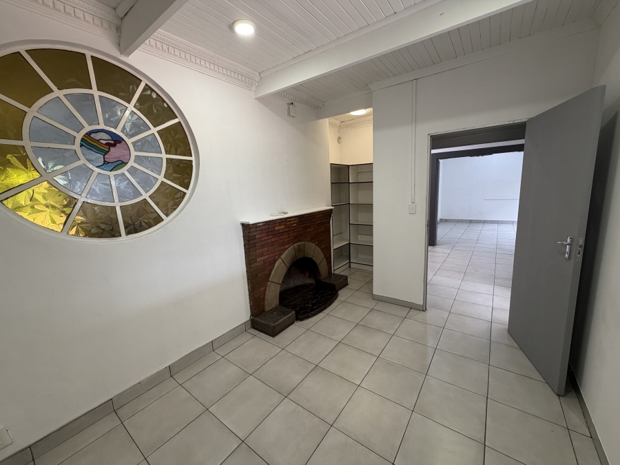 To Let Commercial Property for Rent in Clubview Gauteng