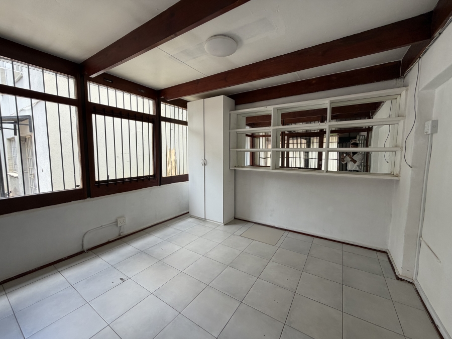 To Let Commercial Property for Rent in Clubview Gauteng