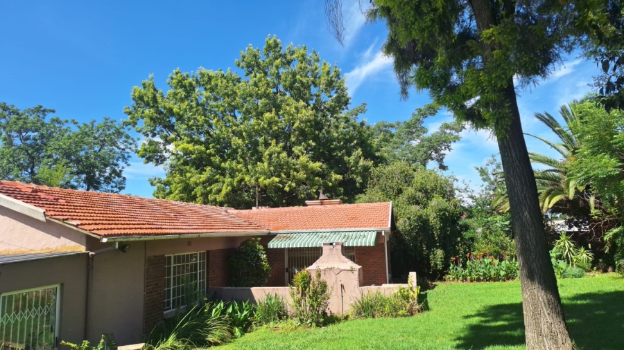 To Let 3 Bedroom Property for Rent in Edenvale Central Gauteng