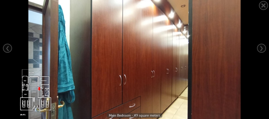 7 Bedroom Property for Sale in Featherbrooke Estate Gauteng