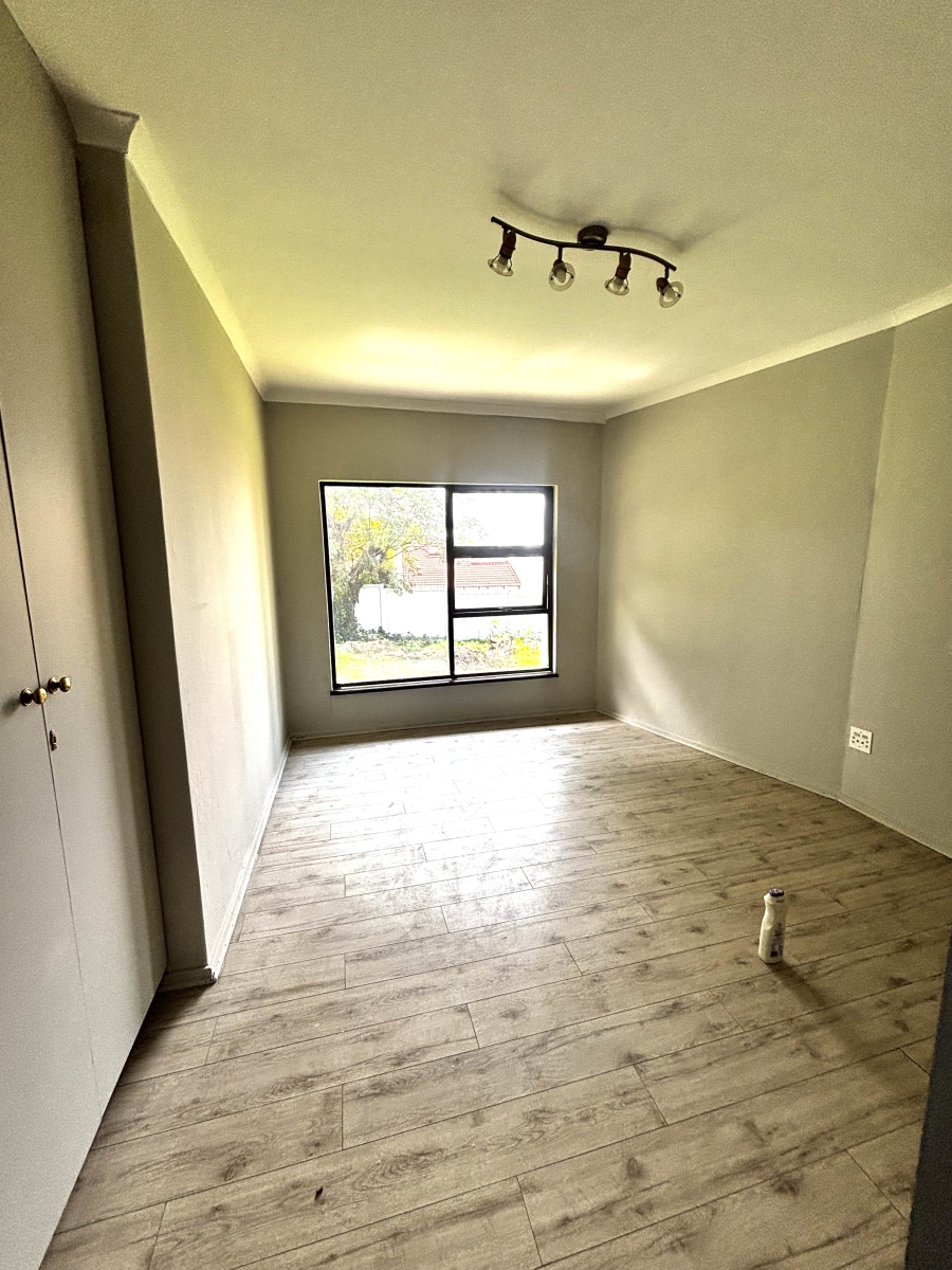 5 Bedroom Property for Sale in Morningside Gauteng