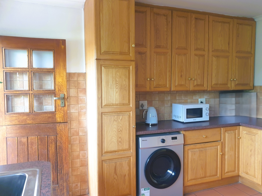 To Let 4 Bedroom Property for Rent in Lynnwood Glen Gauteng