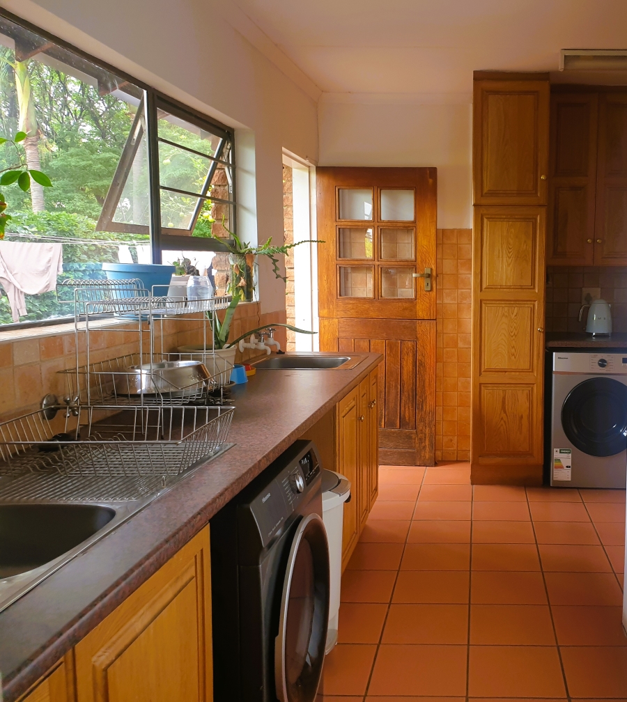 To Let 4 Bedroom Property for Rent in Lynnwood Glen Gauteng