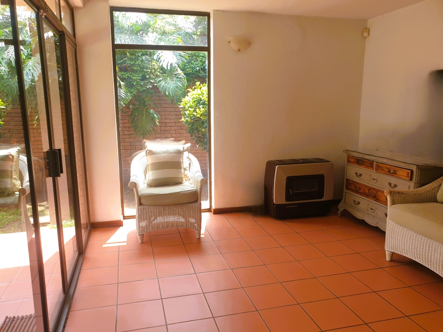 To Let 4 Bedroom Property for Rent in Lynnwood Glen Gauteng