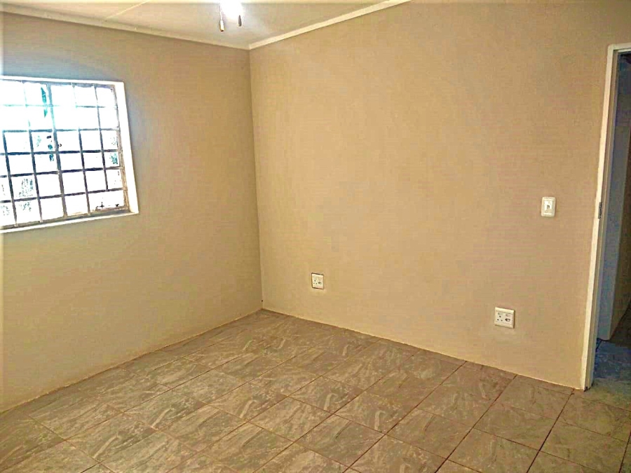 To Let 3 Bedroom Property for Rent in Vissershoek AH Gauteng