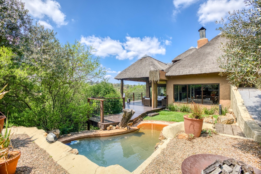 4 Bedroom Property for Sale in Chartwell Gauteng