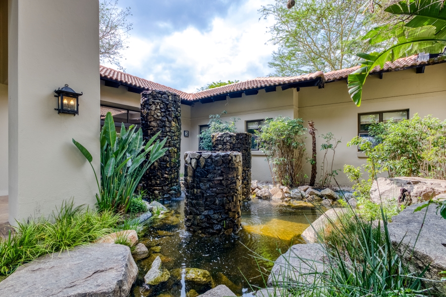 4 Bedroom Property for Sale in Chartwell Gauteng