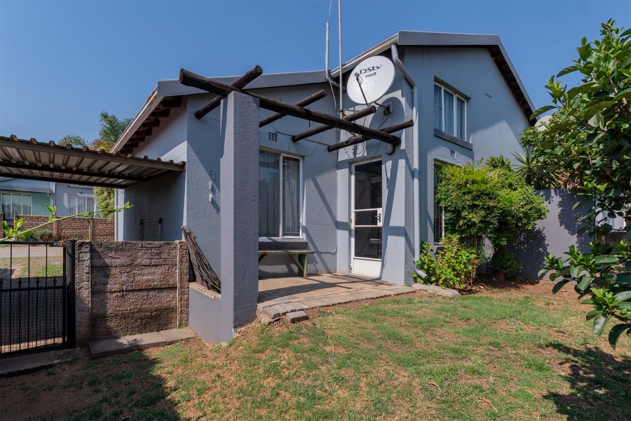 2 Bedroom Property for Sale in Eden Glen Gauteng