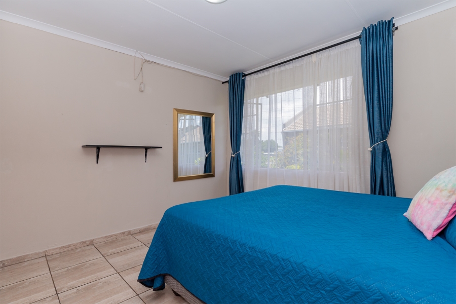 2 Bedroom Property for Sale in Ravenswood Gauteng