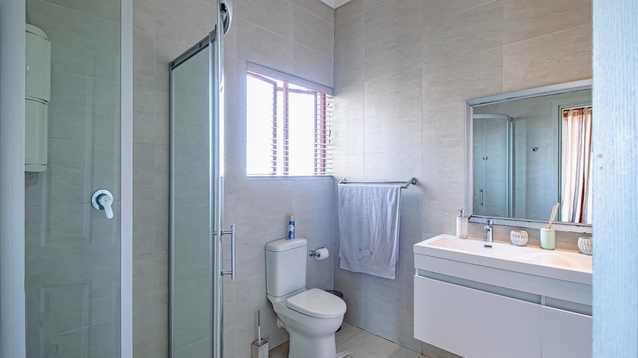 3 Bedroom Property for Sale in Sonneveld Gauteng