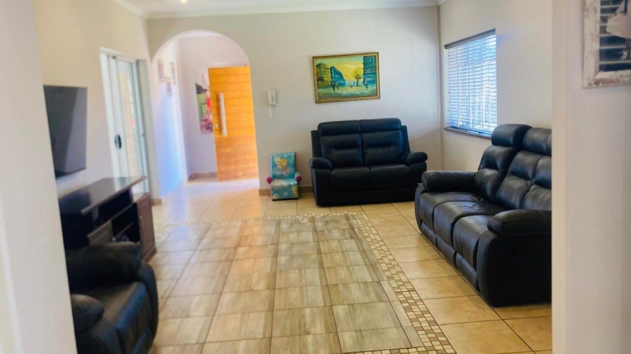 4 Bedroom Property for Sale in Sunnyridge Gauteng