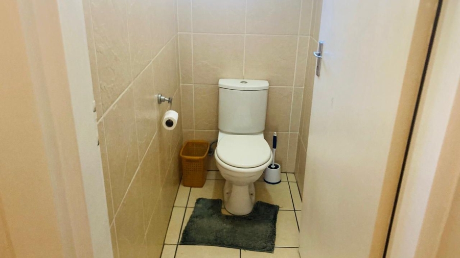 4 Bedroom Property for Sale in Sunnyridge Gauteng