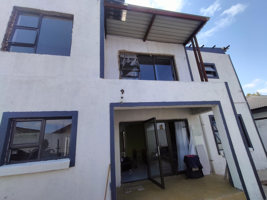 4 Bedroom Property for Sale in The Orchards Gauteng