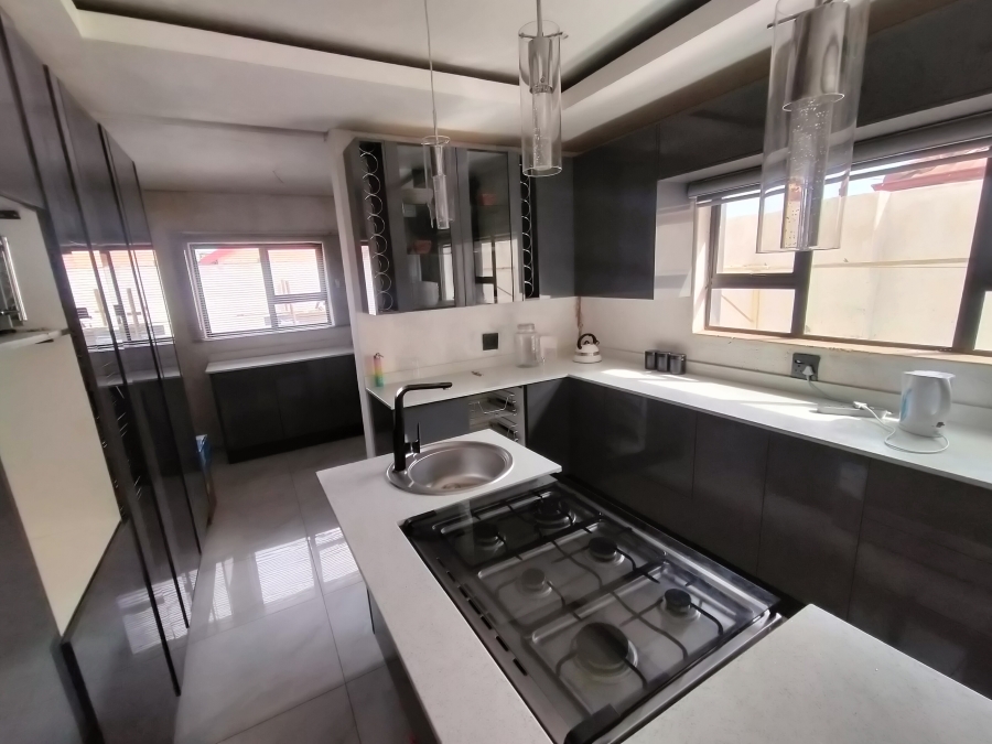 4 Bedroom Property for Sale in The Orchards Gauteng