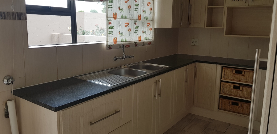 To Let 3 Bedroom Property for Rent in Mayberry Park Gauteng