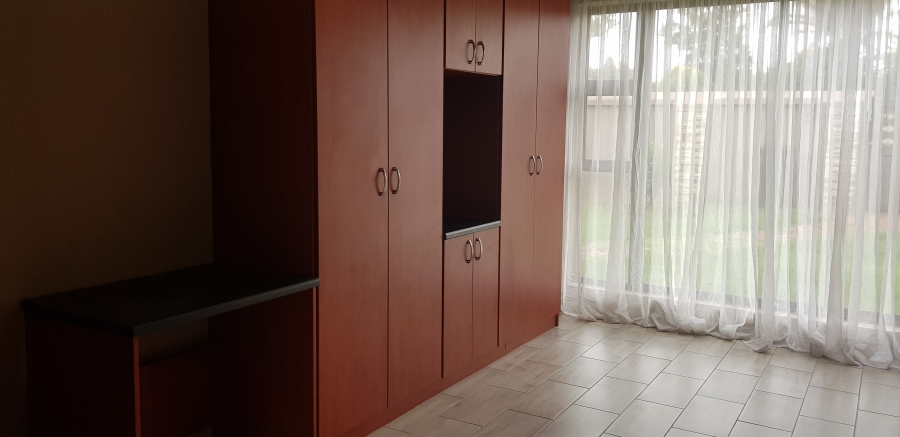 To Let 3 Bedroom Property for Rent in Mayberry Park Gauteng