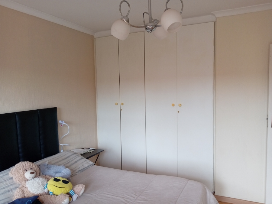 To Let 2 Bedroom Property for Rent in Kibler Park Gauteng