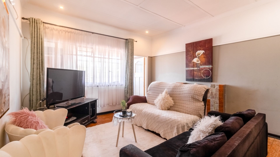 3 Bedroom Property for Sale in Oakdene Gauteng