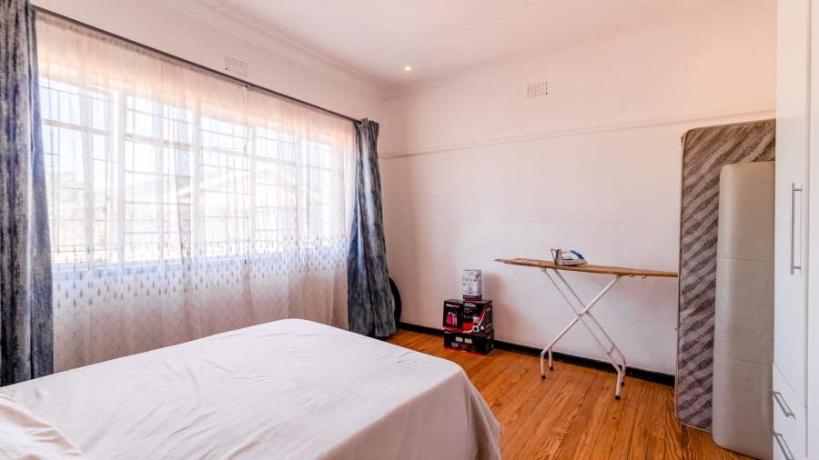 3 Bedroom Property for Sale in Oakdene Gauteng