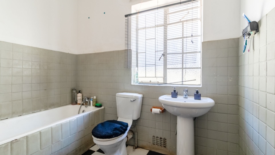 3 Bedroom Property for Sale in Oakdene Gauteng