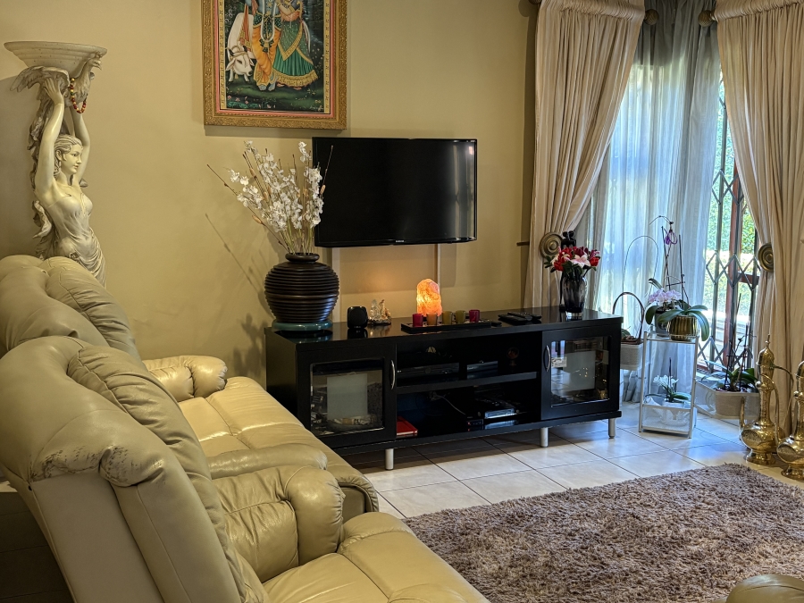 3 Bedroom Property for Sale in Mulbarton Gauteng