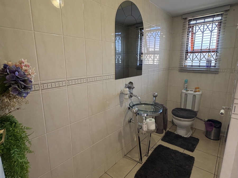 3 Bedroom Property for Sale in Mulbarton Gauteng