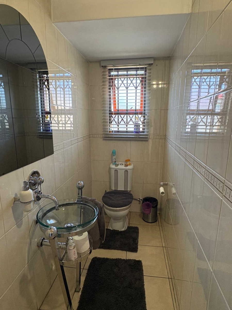 3 Bedroom Property for Sale in Mulbarton Gauteng