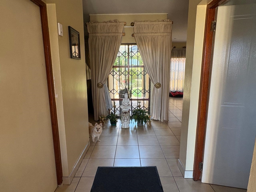 3 Bedroom Property for Sale in Mulbarton Gauteng