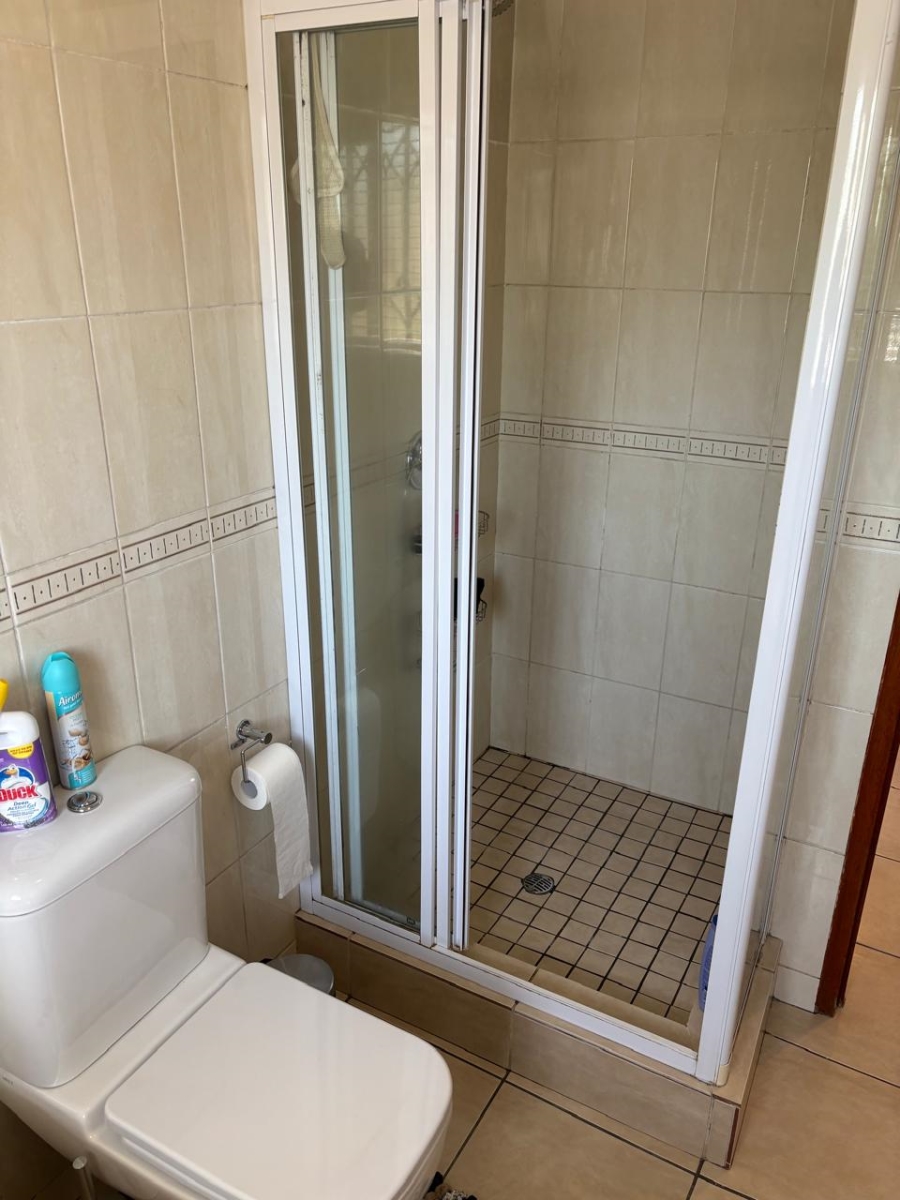 3 Bedroom Property for Sale in Mulbarton Gauteng