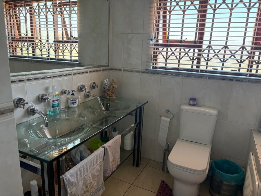 3 Bedroom Property for Sale in Mulbarton Gauteng