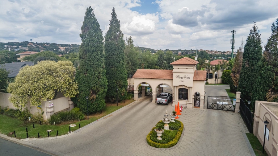 3 Bedroom Property for Sale in Mulbarton Gauteng