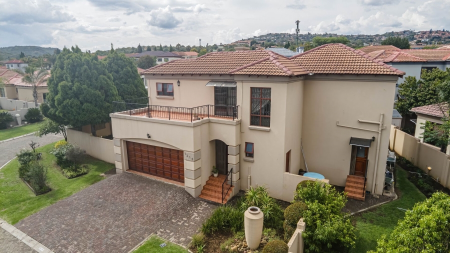 3 Bedroom Property for Sale in Mulbarton Gauteng