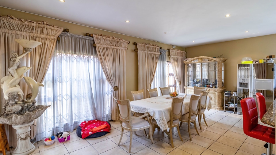 3 Bedroom Property for Sale in Mulbarton Gauteng