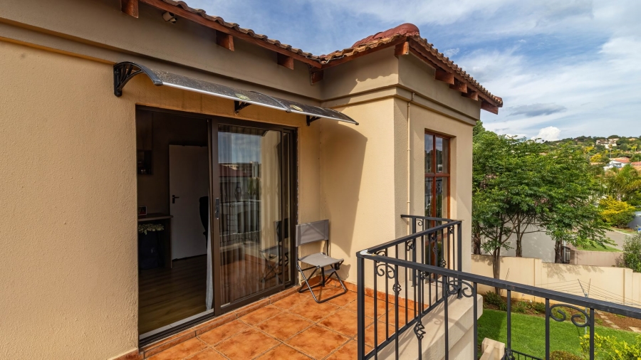 3 Bedroom Property for Sale in Mulbarton Gauteng