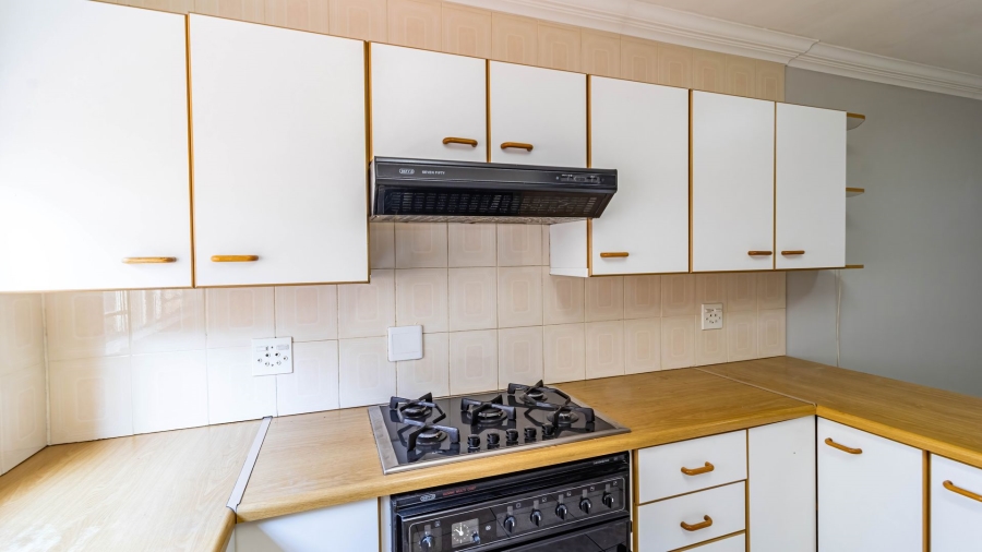 3 Bedroom Property for Sale in New Redruth Gauteng