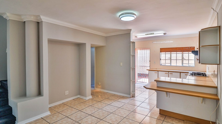 3 Bedroom Property for Sale in New Redruth Gauteng