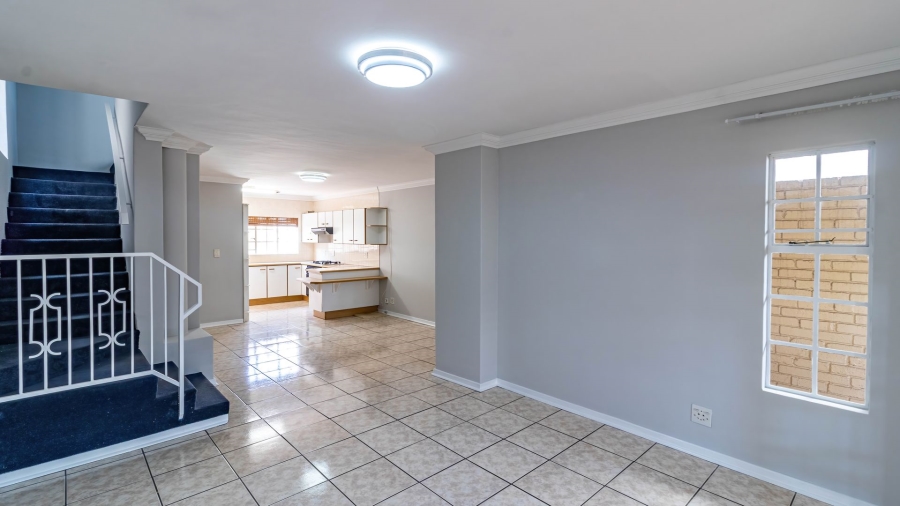 3 Bedroom Property for Sale in New Redruth Gauteng