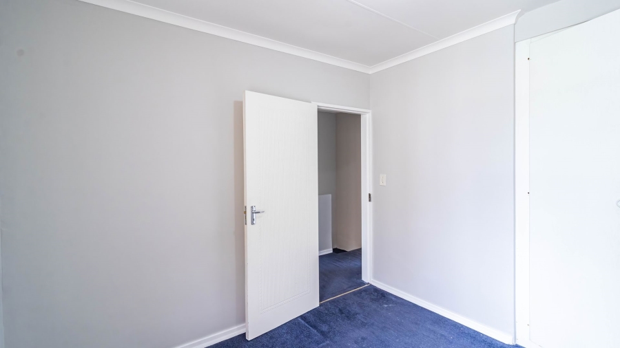 3 Bedroom Property for Sale in New Redruth Gauteng