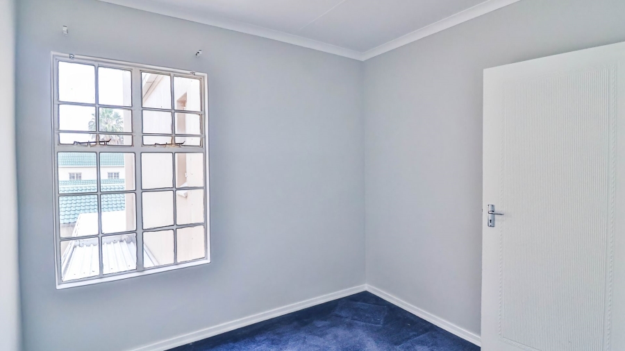 3 Bedroom Property for Sale in New Redruth Gauteng