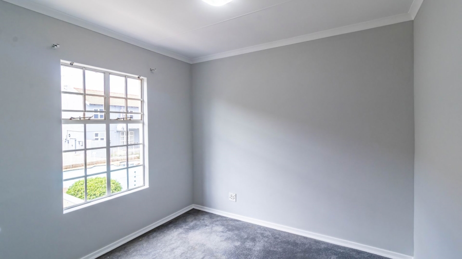 3 Bedroom Property for Sale in New Redruth Gauteng