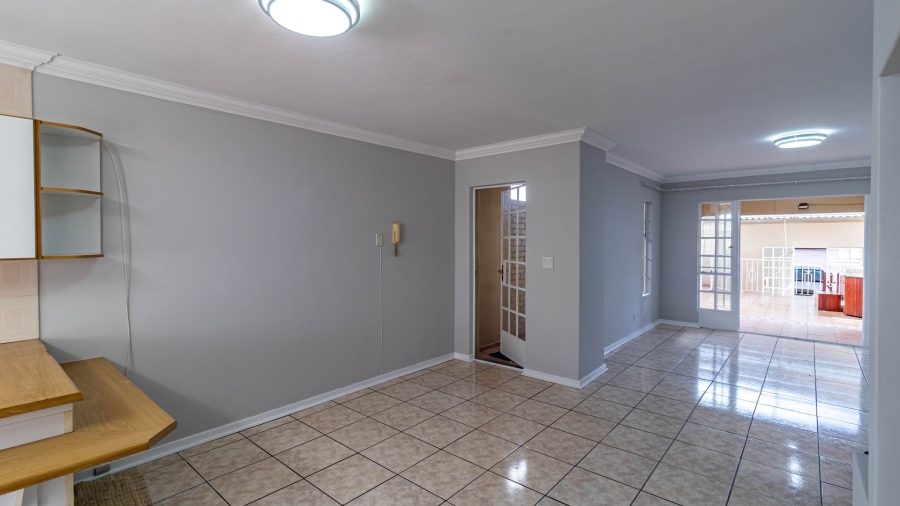3 Bedroom Property for Sale in New Redruth Gauteng