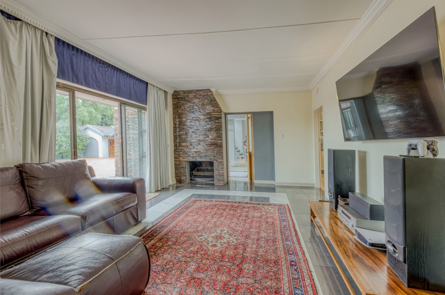 5 Bedroom Property for Sale in Northcliff Gauteng
