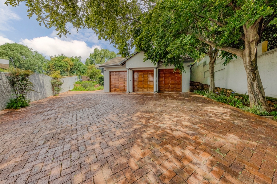 5 Bedroom Property for Sale in Northcliff Gauteng