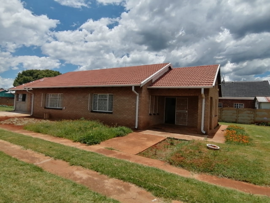 4 Bedroom Property for Sale in Welverdiend Gauteng